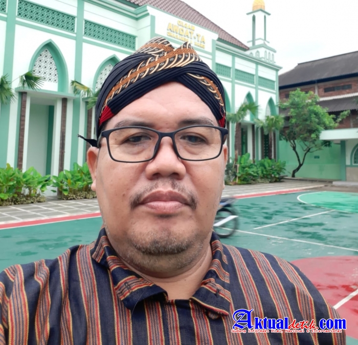 Berbagi Zakat Fitrah Jelang Lebaran