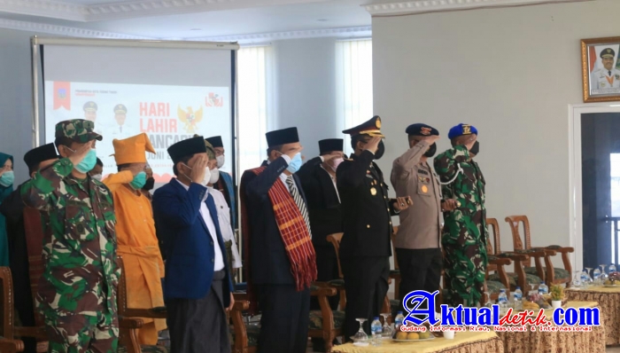 Kapolres Tebing Tinggi Melaksanakan Giat Upacara Peringati Hari Lahir Pancasila