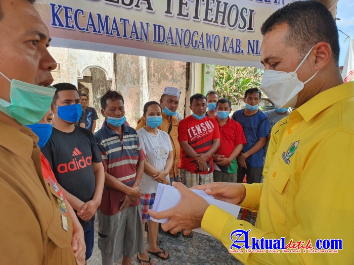 Ketua DPD Golkar Sumut Bantu 14 KK Warga Korban Kebakaran di Nias