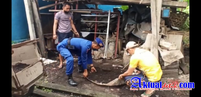 Peduli Sesama dan Melayani, Polres Gianyar Sumbang Material dan Rabat Beton Rumah Anak Yatim