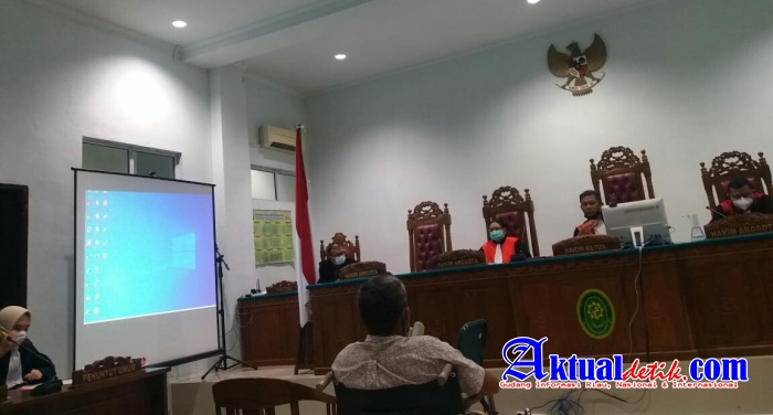 Aman Jalani Sidang Perdana Pembacaan Dakwaan