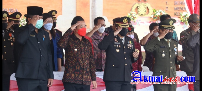 Upacara Hari Bhayangkara Ke-76, Kapolres Karangasem Bersama Forkopimda Ikuti Secara Virtual