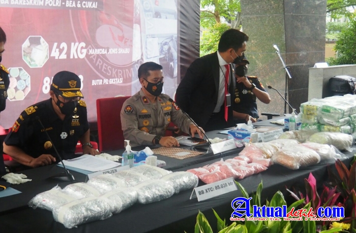 Bareskrim dan Bea Cukai Gagalkan Peredaran 42,3 Kg Sabu dan 85 Ribu Ekstasi