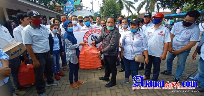Ketua DPP Pospera Bersama Ketua DPD dan Ketua DPC Beserta 21 PAC Beri Santunan Korban Banjir Bandang
