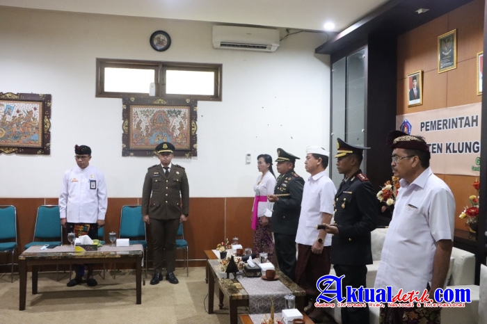 Kapolres Klungkung Ikuti Peringatan Hari Kesaktian Pancasila di Ruang Vicon Kantor Bupati Klungkung