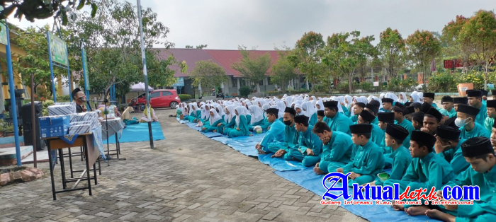 SMP N 39 Pekanbaru Laksanakan Peringatan Maulid Nabi Muhammad Saw