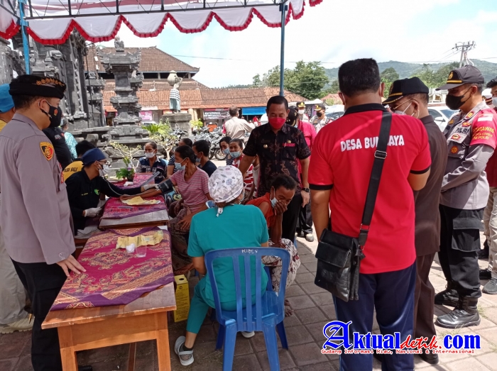 Gebyar Imbangan Vaksinsi Merdeka Polres Karangasem Dilaksanakan di Tempat-Tempat Rumah Ibadah