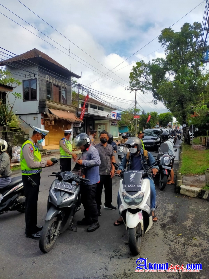 Puluhan Kendaraan Diperiksa Dalam Operasi Cipta Kondisi Yang Digelar Polsek Ubud