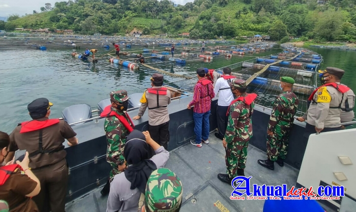 Kapoldasu, Gubsu dan Pangdam I/BB Pimpin Penataan Keramba Jaring Apung di Danau Toba