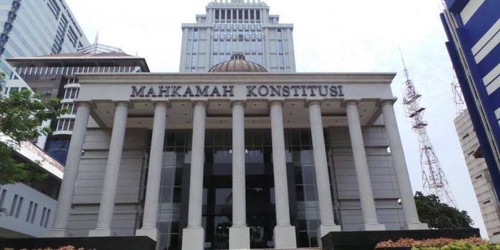 Sidang MK, Kuasa Hukum Paslon Hello Menyampaikan Pokok-Pokok Permohonan