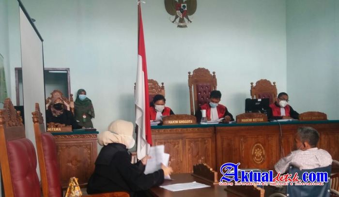 Sidang Laka lantas "Aman dituntut JPU 2,6 Tahun"
