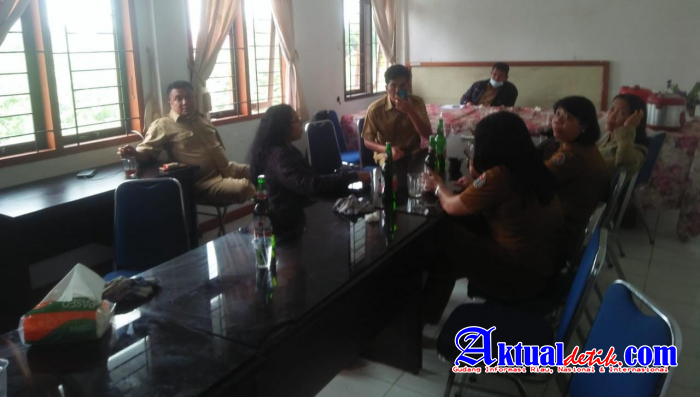 Sejumlah PNS Dinas Ketahanan Pangan Humbang Hasundutan Pesta Miras