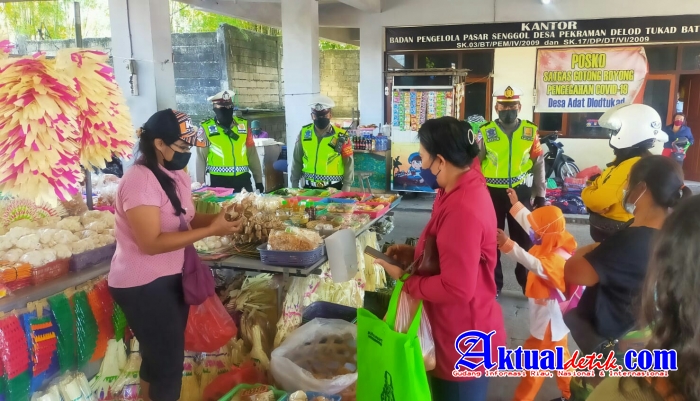 Sat Lantas Polres Gianyar Himbau Kamseltibcar dan Kepatuhan Prokes Pada Masyarakat