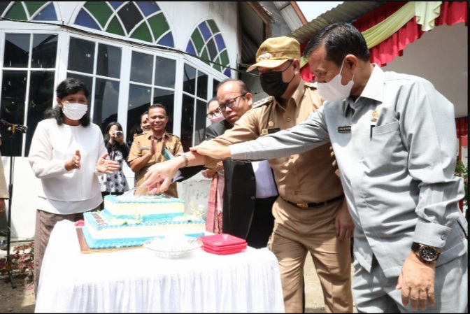 Bupati Taput Hadiri Peletakan Batu Pertama Pembangunan Gedung Jemaat Khusus GKPI Tarutung Kota.