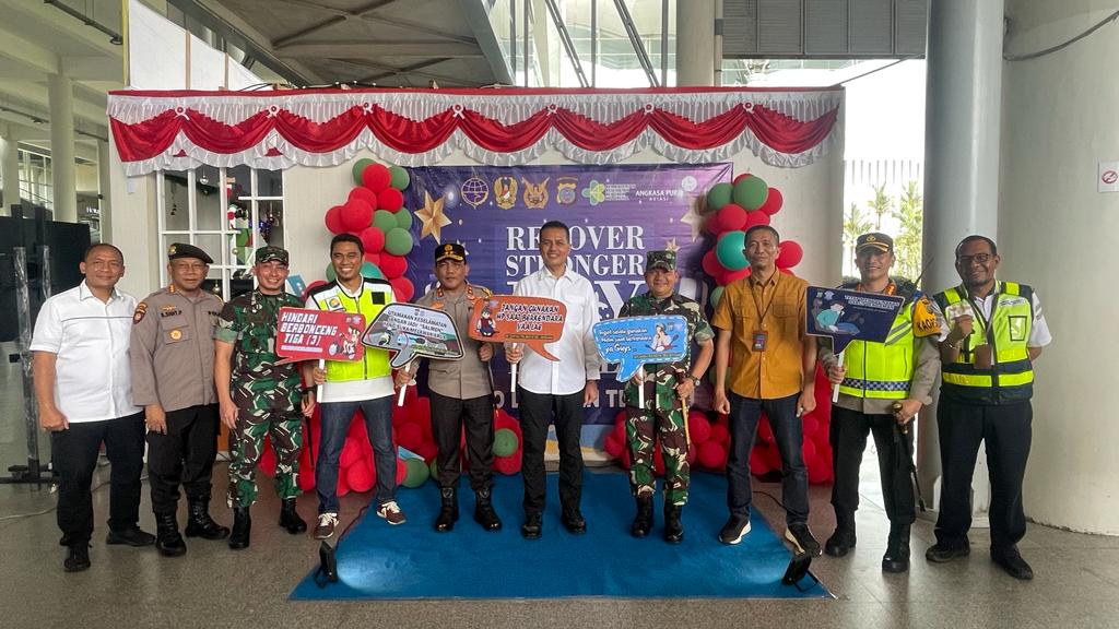 Kapolresta Deli Serdang Dampingi Forkompimda Cek Pos Ops Lilin Toba 2022 Di Bandara KNIA