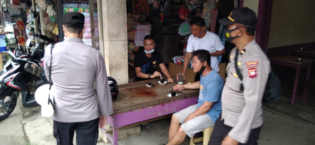 Kapolres Melawi dan Jajaran Lakukan Monitoring Serta Pemantauan Kegiatan Masyarakat Patuhi Prokes