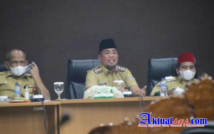 Bupati Pelalawan H.Zukri Tegaskan 1.800 guru PDTA /MDA Honor Segera di Bayarkan
