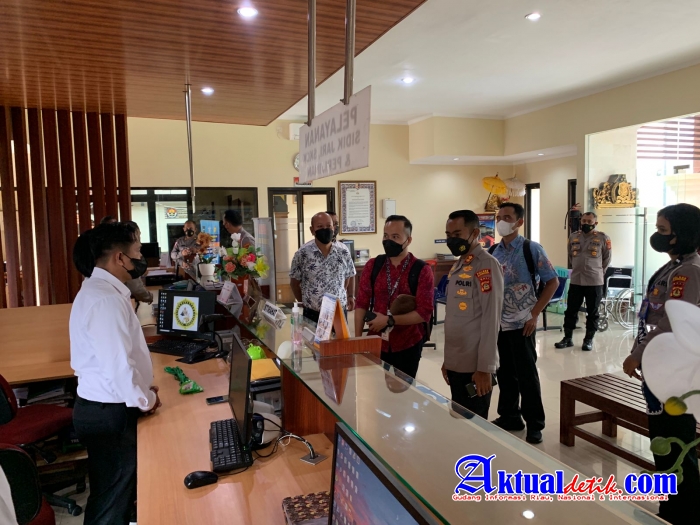 Kapolres Klungkung Menerima Kunjungan Tim Kemenpan RB RI