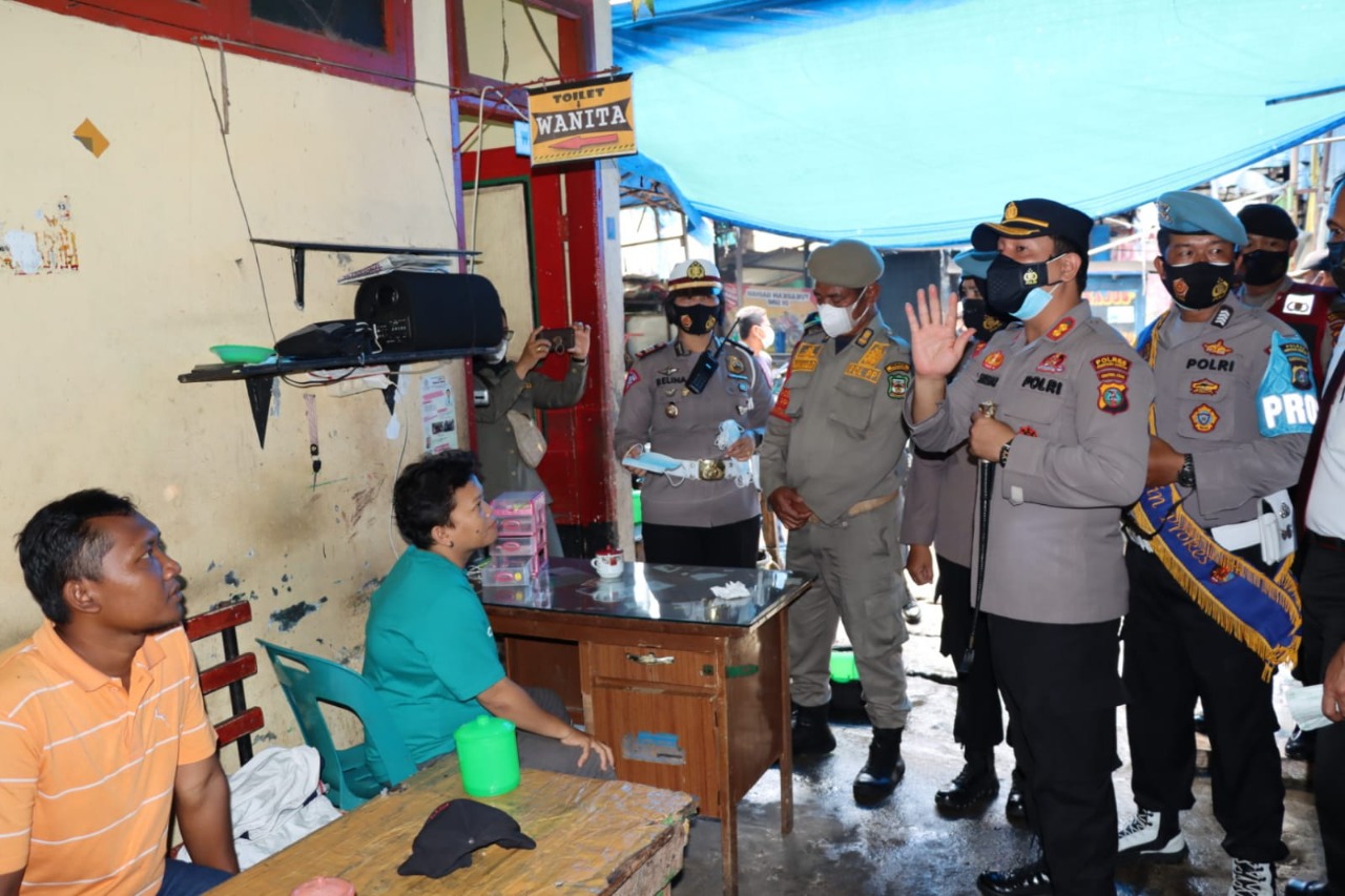 Kapolres Pematang Siantar Pimpin Pelaksanaan Ops Yustisi Di Pajak Horas Cegah Lonjakan Covid 19