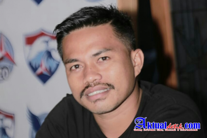 Seorang Toko pemuda Desa Anggai Arman Sambari dan Masyarakat Desa Anggai Angkat Bicara