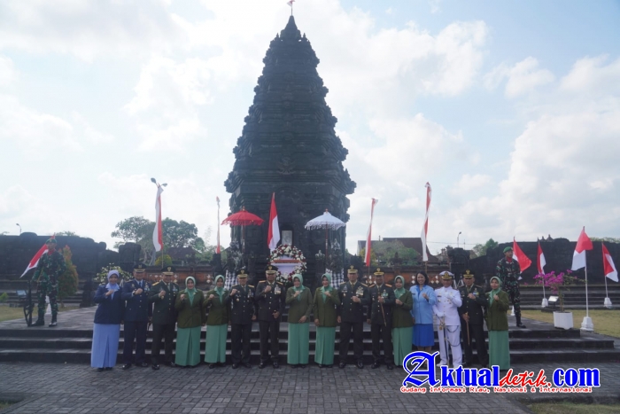 HUT TNI Ke-78 Kodam IX/Udayana Gelar Ziarah Ke TMP Pancaka Tirta