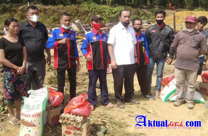 DPC LAMI Kab. Pelalawan Bersama DPRD Yuliasa Gulo Melakukan Kegiatan Sosial