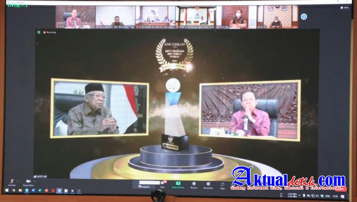 Pemerintah Provinsi Bali Menerima Anugerah Keterbukaan Informasi Publik