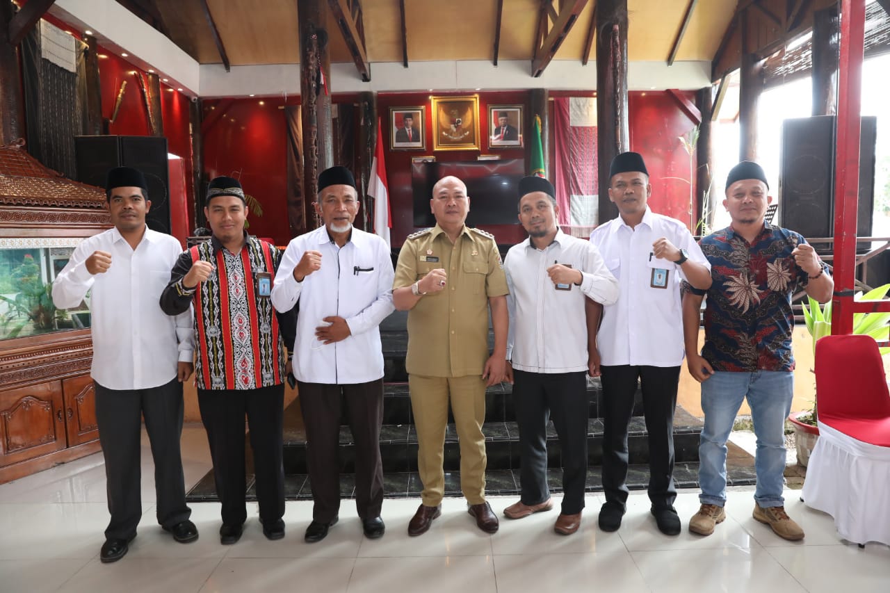 Bupati Taput Gelar Ramah Tamah Dengan Penyuluh Agama Islam se Kabupaten Taput
