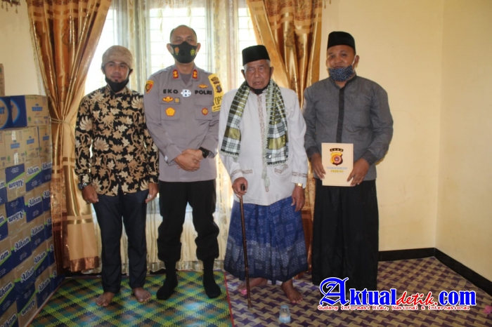 Kapolres Lhokseumawe Kunjungi Rumah Duka Alm. Tgk H. Nurdin Salam atau Lebih dikenal Abu Panton