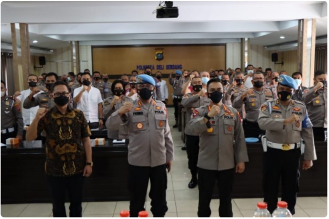 Kabid Propam Polda Sumut Berikan Bimbingan Pembinaan di Polresta Deli Serdang