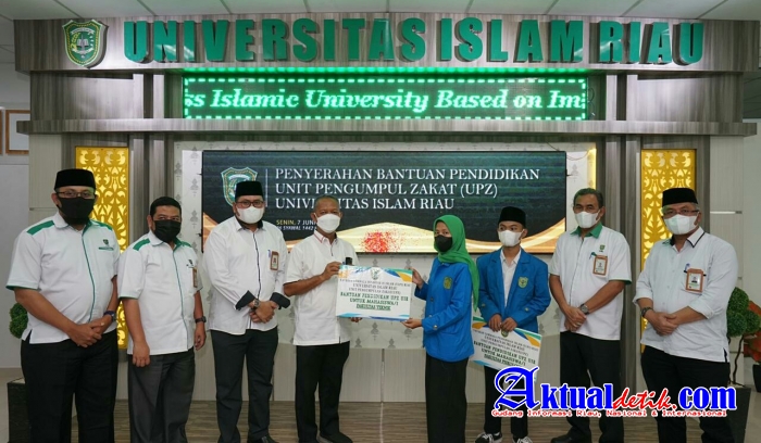 UPZ UIR Salurkan Bantuan Pendidikan untuk 41 Mahasiswa