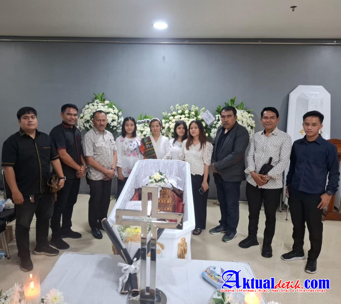 Hadir Dalam Duka, Dr. Maruli Siahaan Sampaikan Belasungkawa Atas Berpulangnya Kamaruddin Simanjuntak