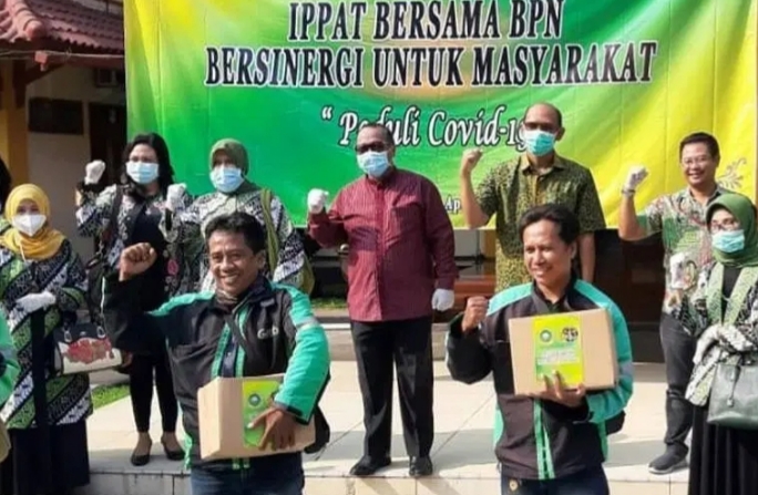 Kanwil BPN Jatim Peduli Masyarakat Akibat Covid-19