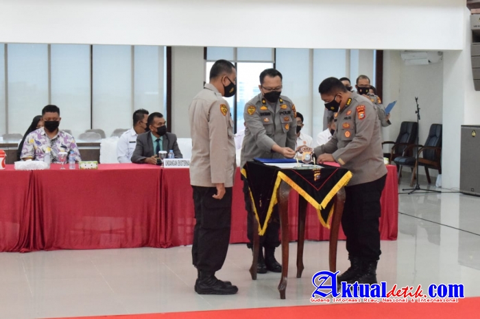 Karo SDM Polda Riau Bangun Komitmen Wilayah Bebas Korupsi Dan Wilayah Birokrasi Bersih Melayani