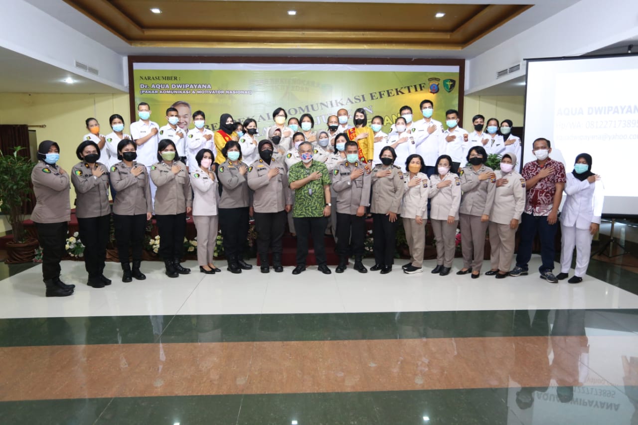 Rumkit Bhayangkara Pelatihan Komunikasi Efektif untuk Pelayanan Rumah Sakit, Dokter Hingga Cleaning 