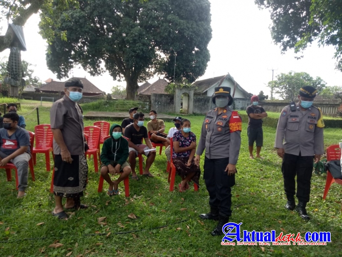Dukung Program Sukseskan Vaksinasi, Kapolsek Tampaksiring Ajak Masyarakat Untuk Laksanakan Vaksin