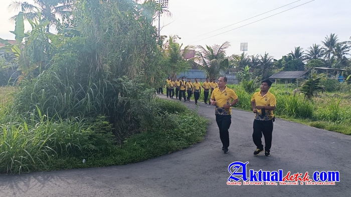 Jaga Imunitas Tubuh Agar Tetap Prima, Personel Polsek Blahbatuh Laksanakan Olahraga Lari Pagi