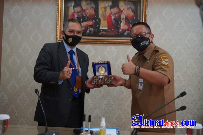 Disporapar Jateng dan USM Lakukan Penandatanganan Perjanjian Kerjasama PPLM