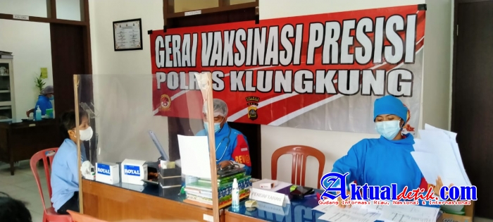 Gerai Vaksin Presisi Polres Klungkung Gelar Kegiatan Vaksinasi Dosis Kedua