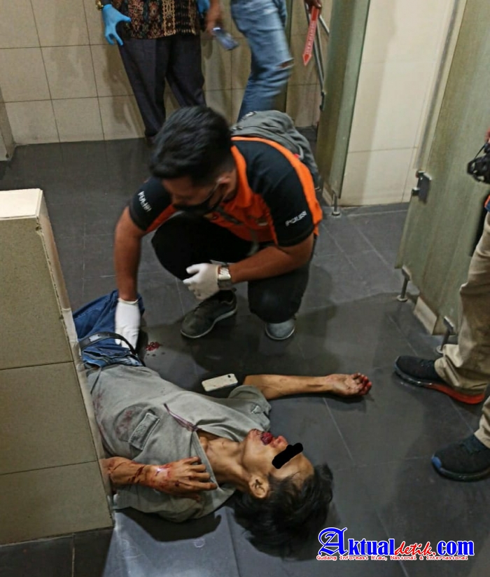 Polsek Medan Helvetia Tangani Mayat Laki - laki Tergeletak Di Kamar Mandi Flaza Milinium