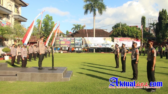 Upacara Korps Kenaikan Pangkat 1 Perwira 55 Bintara Polres Gianyar