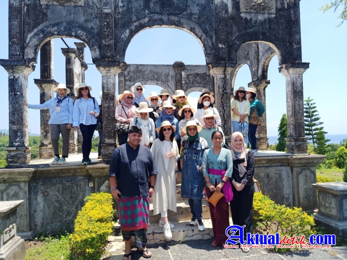 Kunjungan Wisata Ketua DWP BNN RI, Motivasi Bagi Pelaku Pariwisata Bali Khususnya Karangasem