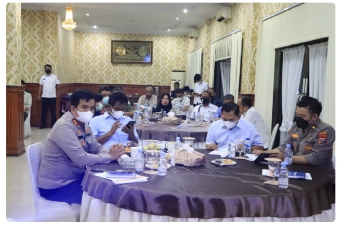 Kapolres Binjai Menghadiri Rapat Koordinasi Percepatan Vaksin Bagi Lansia