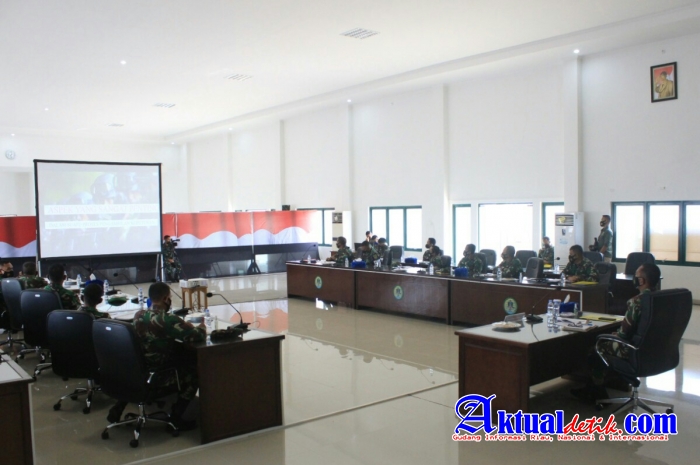 Danrem 045/Gaya Bersama Para Dansat Jajaran Korem Ikuti Apel Komandan Satuan Kodam II/Sriwijaya