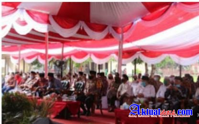 Polresta Deli Serdang Merayakan Maulid Nabi SAW Di lapangan Mapolresta