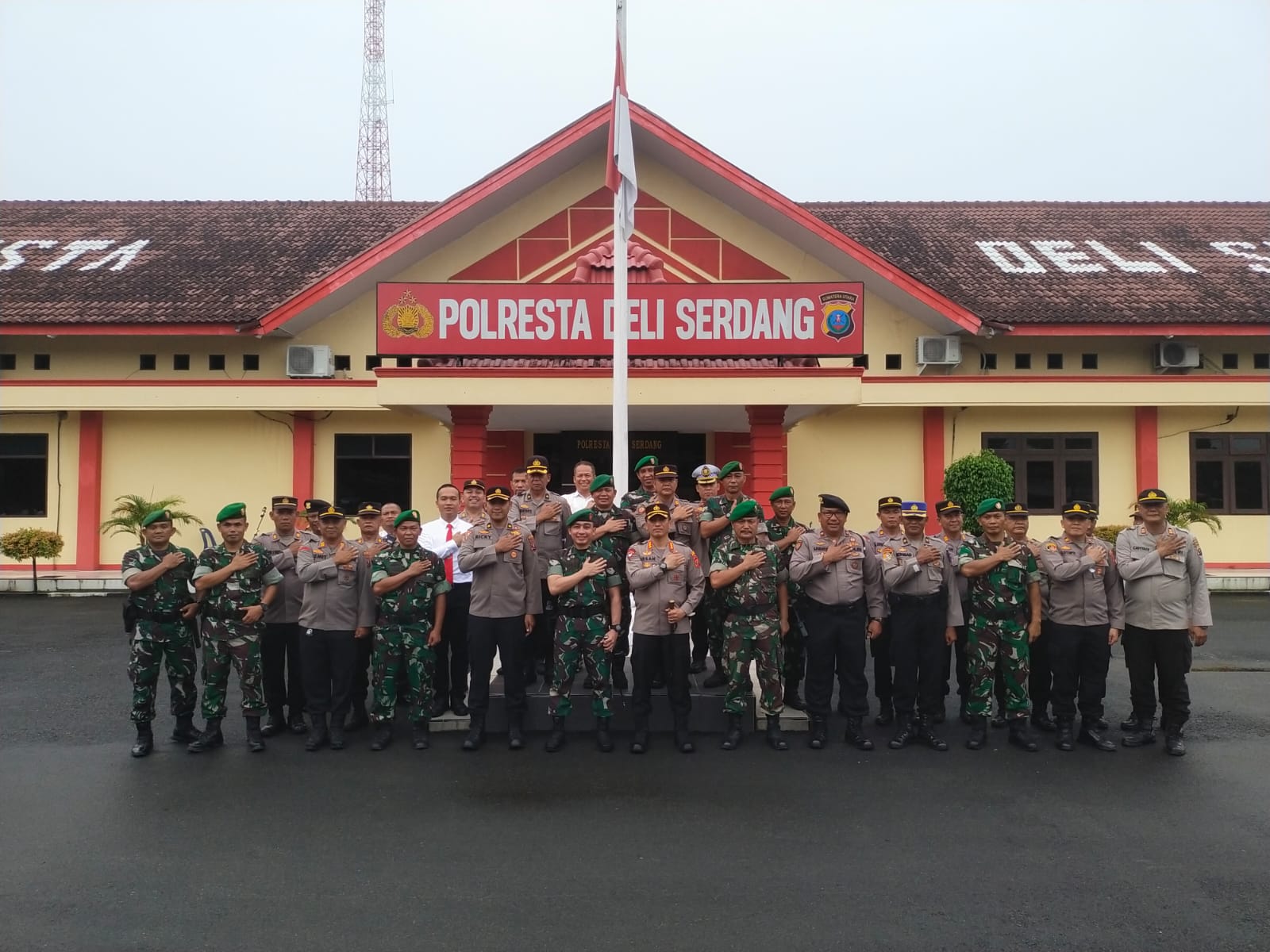 Dandim 0204 Deli Serdang Dan Kapolresta Deli Serdang Pimpin Apel Sinergitas Di Mako.