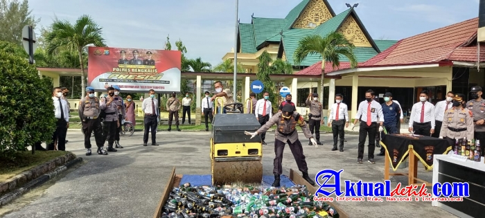 Kapolres Bengkalis Gelar Apel Operasi Ketupat Lancang Kuning 2021, Serta Pemusnahan Barang Bukti