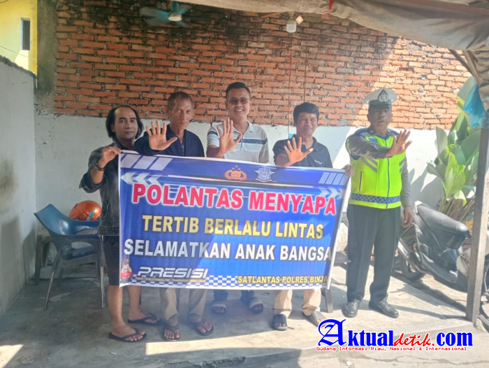 Program "Polantas Menyapa" Polres Binjai Ajak Warga Tertib Lalu Lintas Cegah Kecelakaan