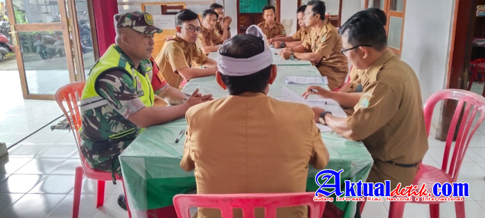 Babinsa Wongaya Gede Koramil 1619-08/Penebel Hadiri Rapat Terkait Pengamanan Tahun Baru
