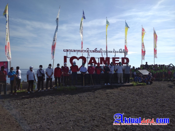 Dibukanya Dunia Pariwisata, Komponen Lapisan Masyarakat Peduli Bersihkan Obyek Wisata Amed